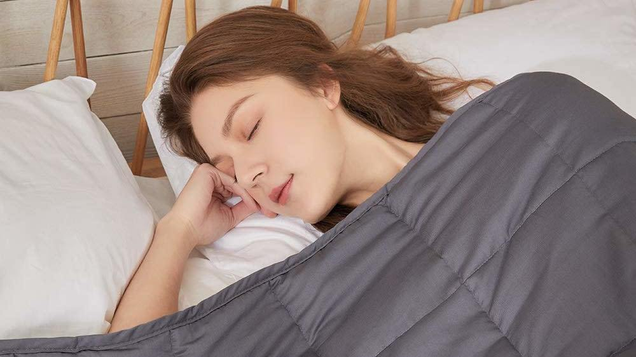 ZonLi Cooling Weighted Blanket, 15 Pounds, 60" x 80" | $46 | Amazon | Promo code KINJA30ZL